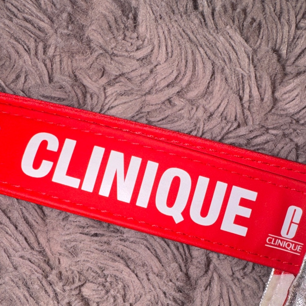 Clinique Metallic Silver Tote with Red Handles Candy Cane Interior Shoulder Bag - Picture 3 of 9